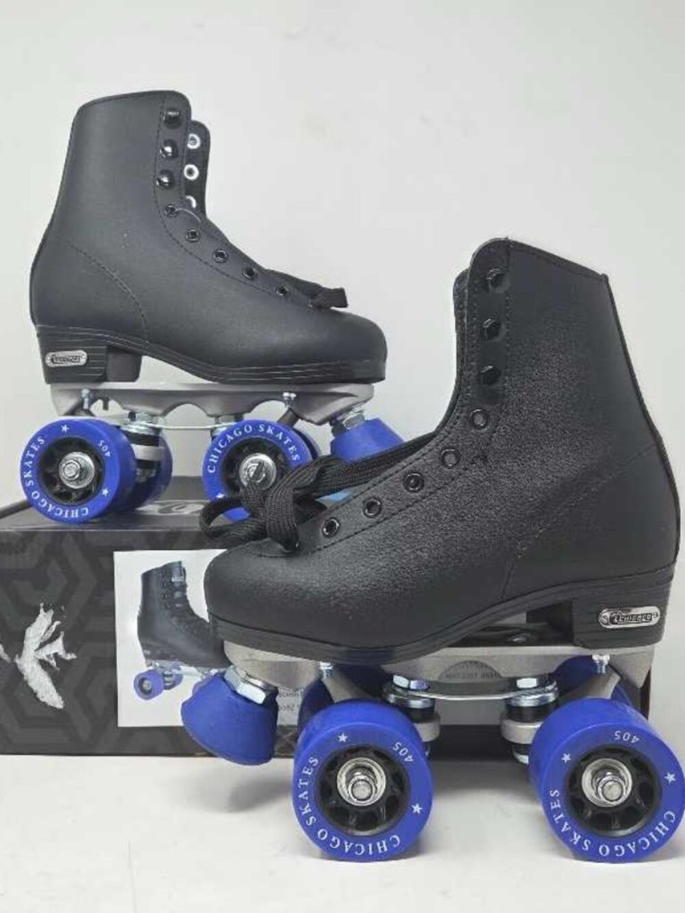 New kids 1 Chicago Skates classic roller rinkskates